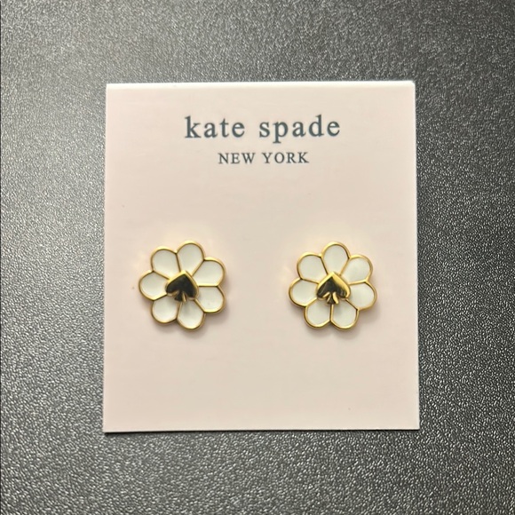 Gold and White Flower Stud Earrings - Picture 3 of 3